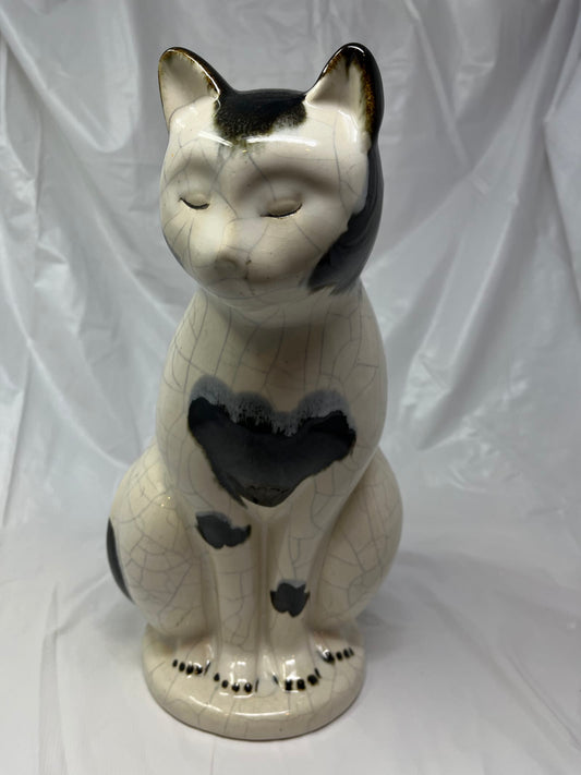 Gently Used Store – Williamsburg Global Views Ceramic Cat Figurine – Gray Crackle – Home Décor – Used – SKU 000000006