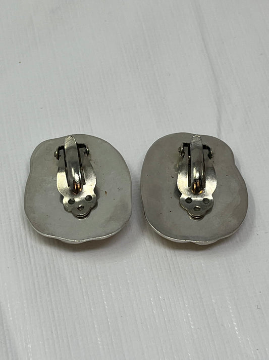Vintage Mexico Sterling Silver Clip-On Earrings 22g – Black Enamel Signed Mexico 925