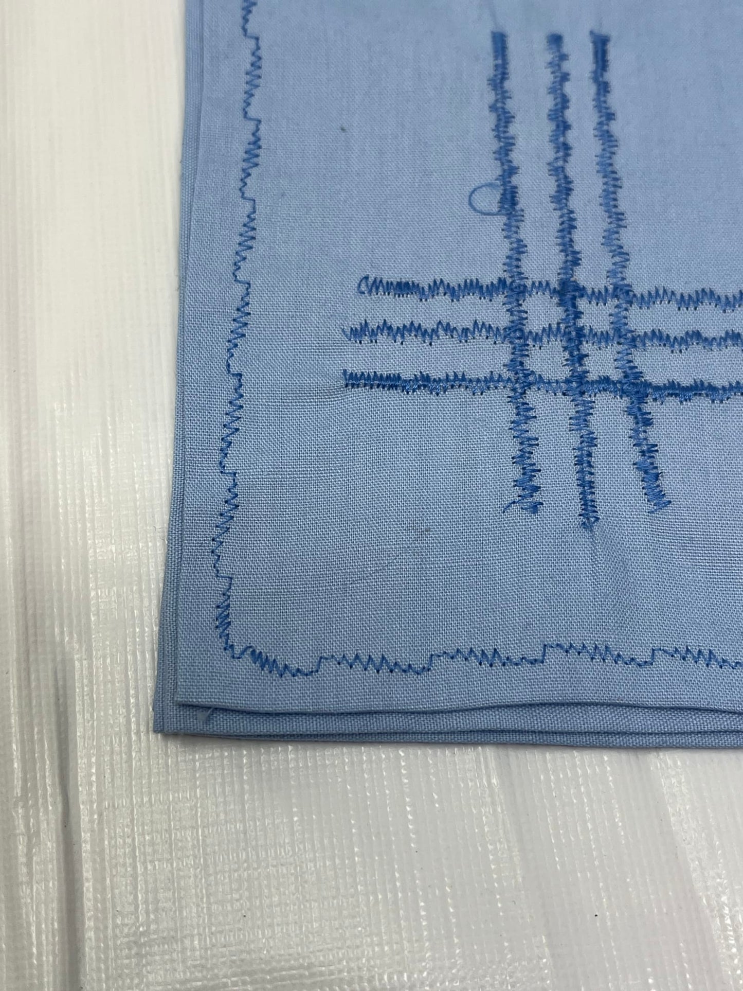 Set of 4 Vintage Blue Linen Napkins – Embroidered Border, 14"