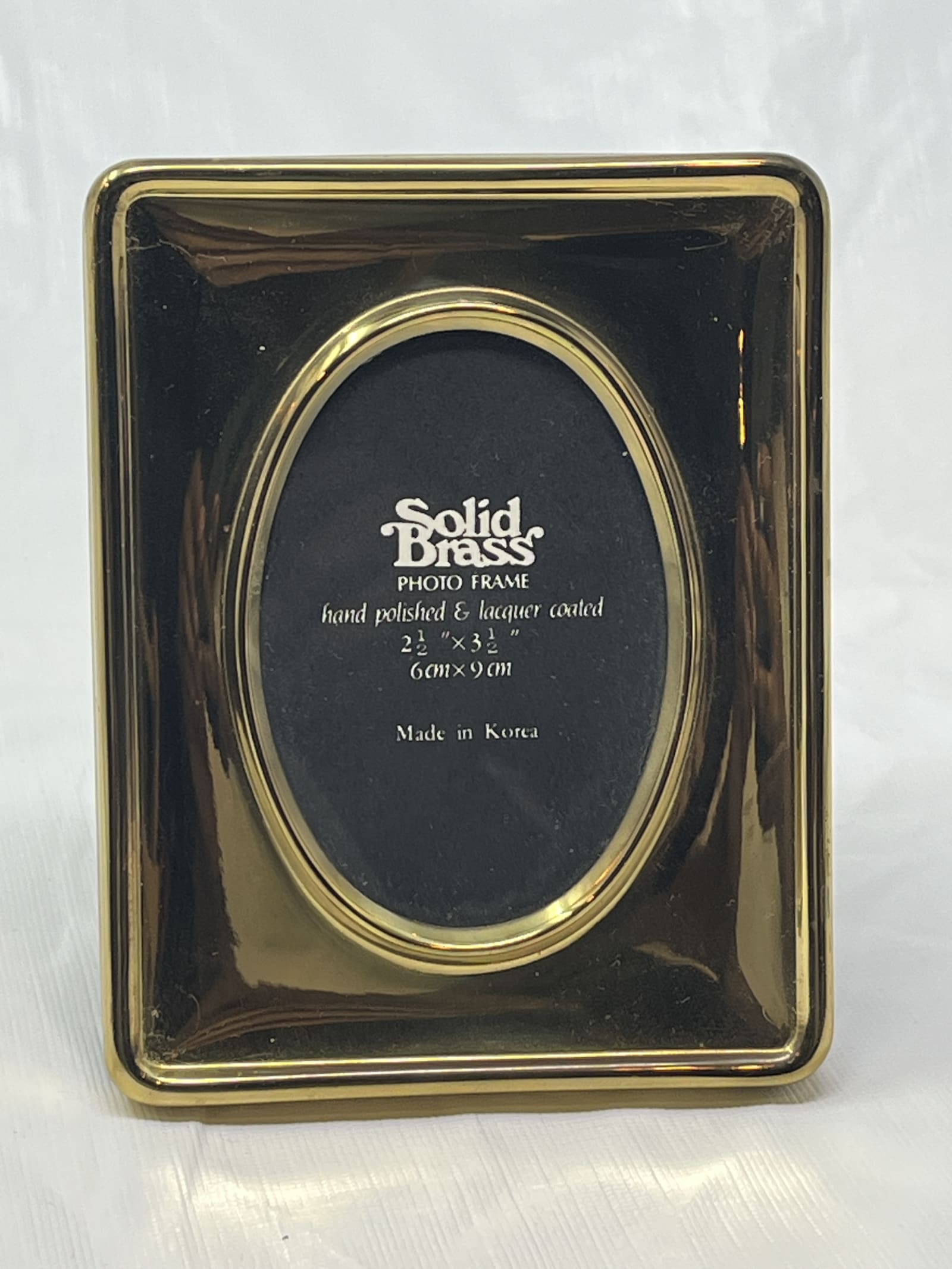 Gently Used Store – Vintage Solid Brass Photo Frame – 2.5"x3.5", Made in Korea – Home Décor – Used – Very Good