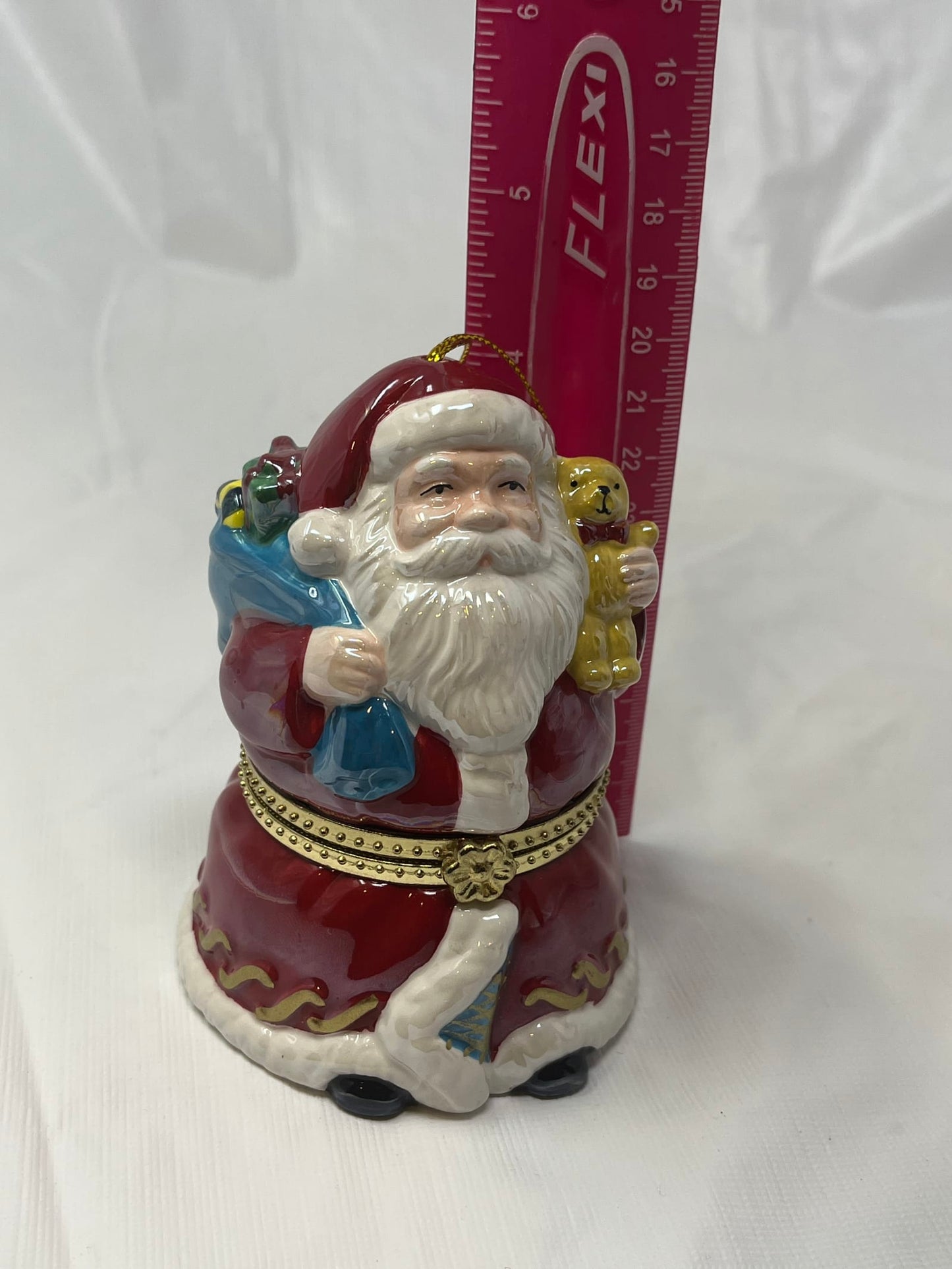 Musical Ceramic Santa Claus Trinket Box – Hinged Holiday Scene, 5"