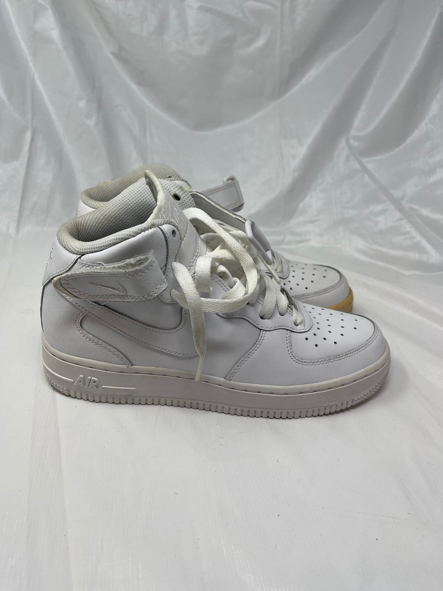 Nike Air Force 1 Mid GS Sneakers – Size 5.5Y, White/Gum (2010)