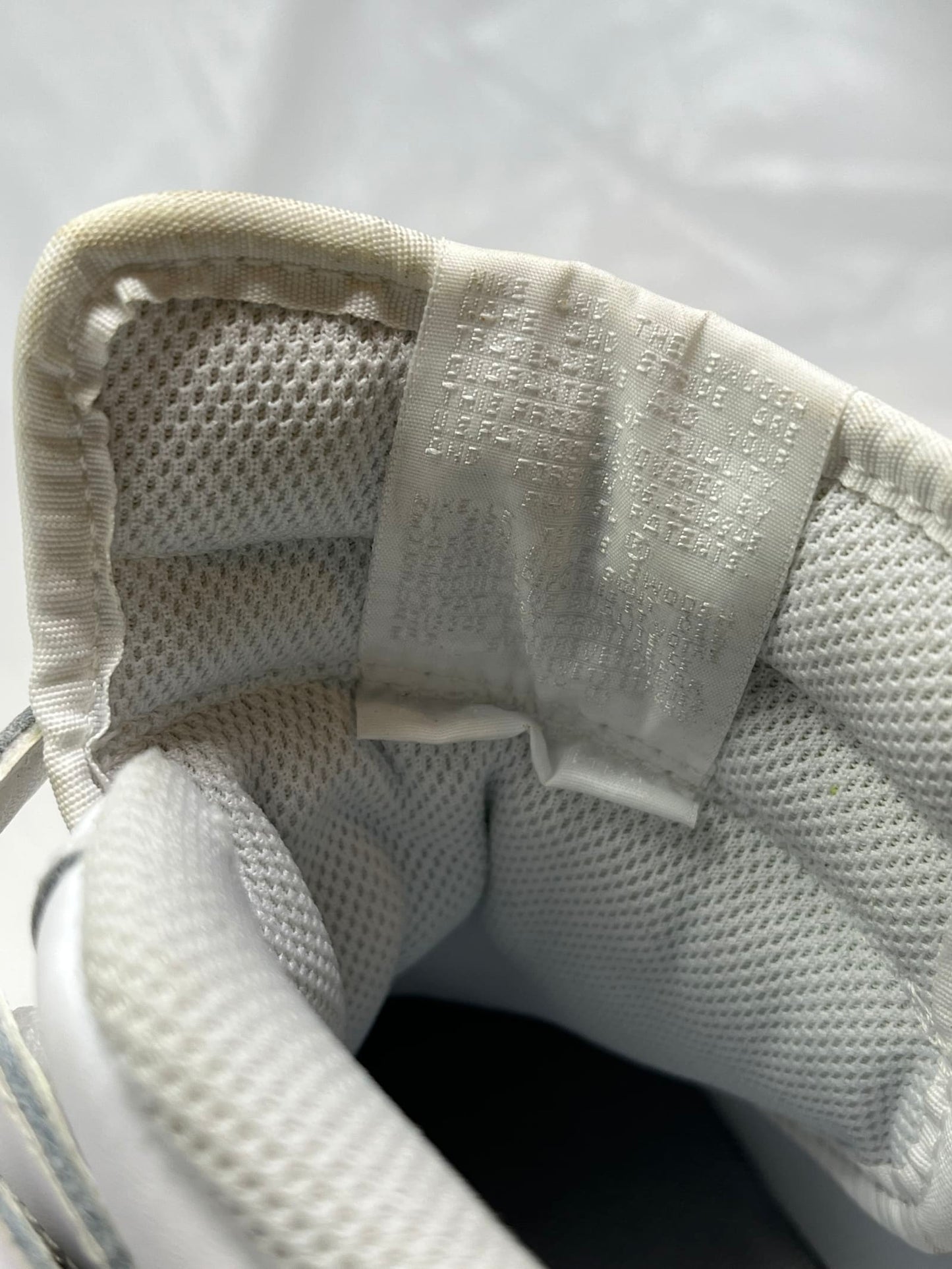 Nike Air Force 1 Mid GS Sneakers – Size 5.5Y, White/Gum (2010)