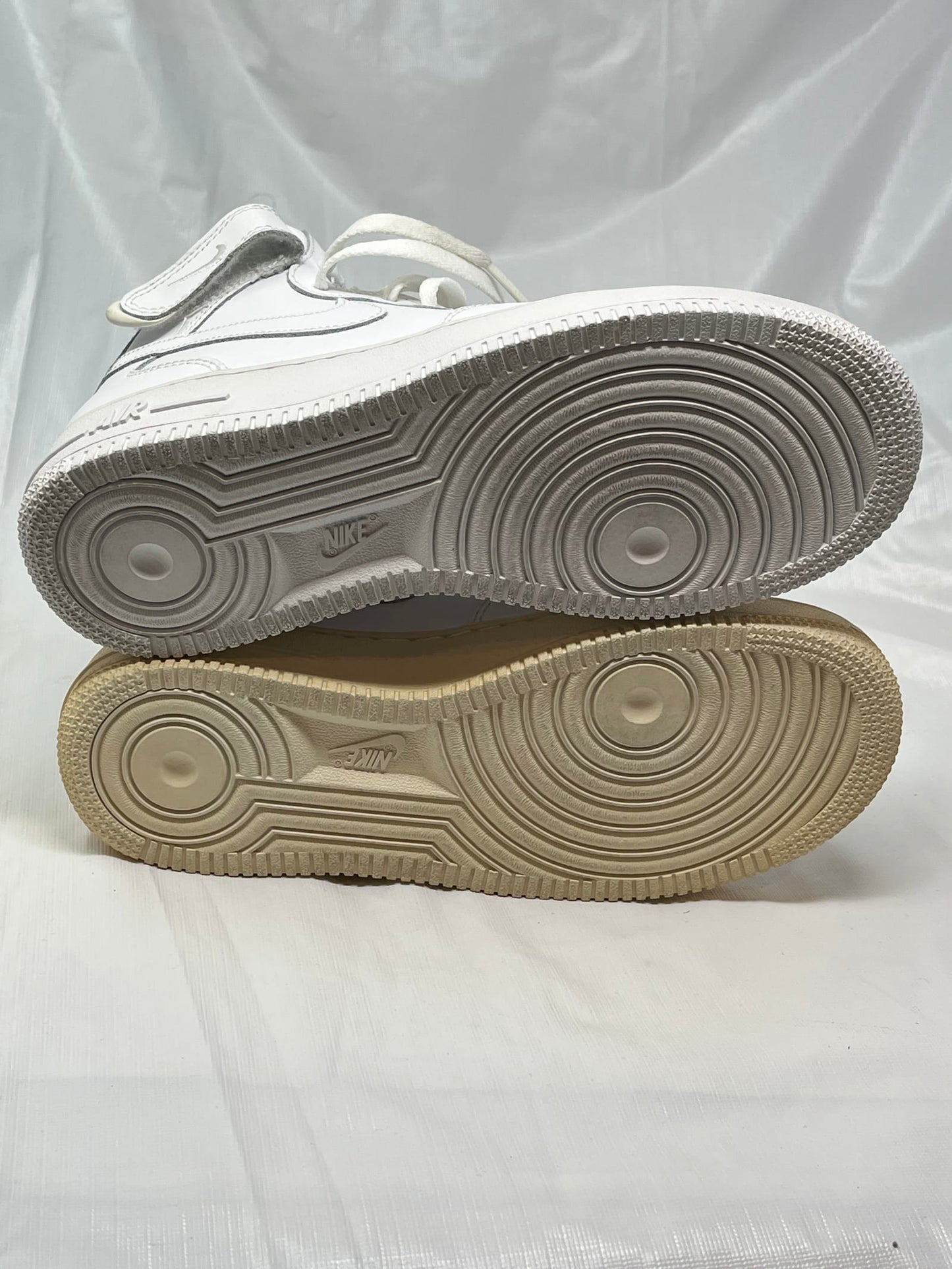 Nike Air Force 1 Mid GS Sneakers – Size 5.5Y, White/Gum (2010)