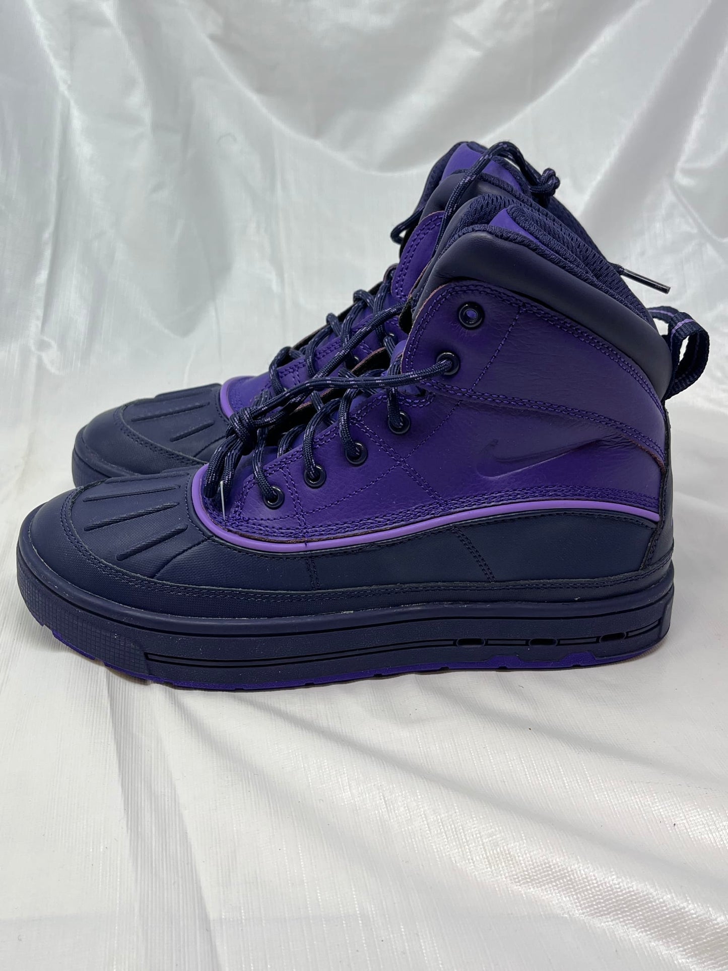Nike Woodside 2 High GS Sneakers – Size 6.5Y, Imperial Purple