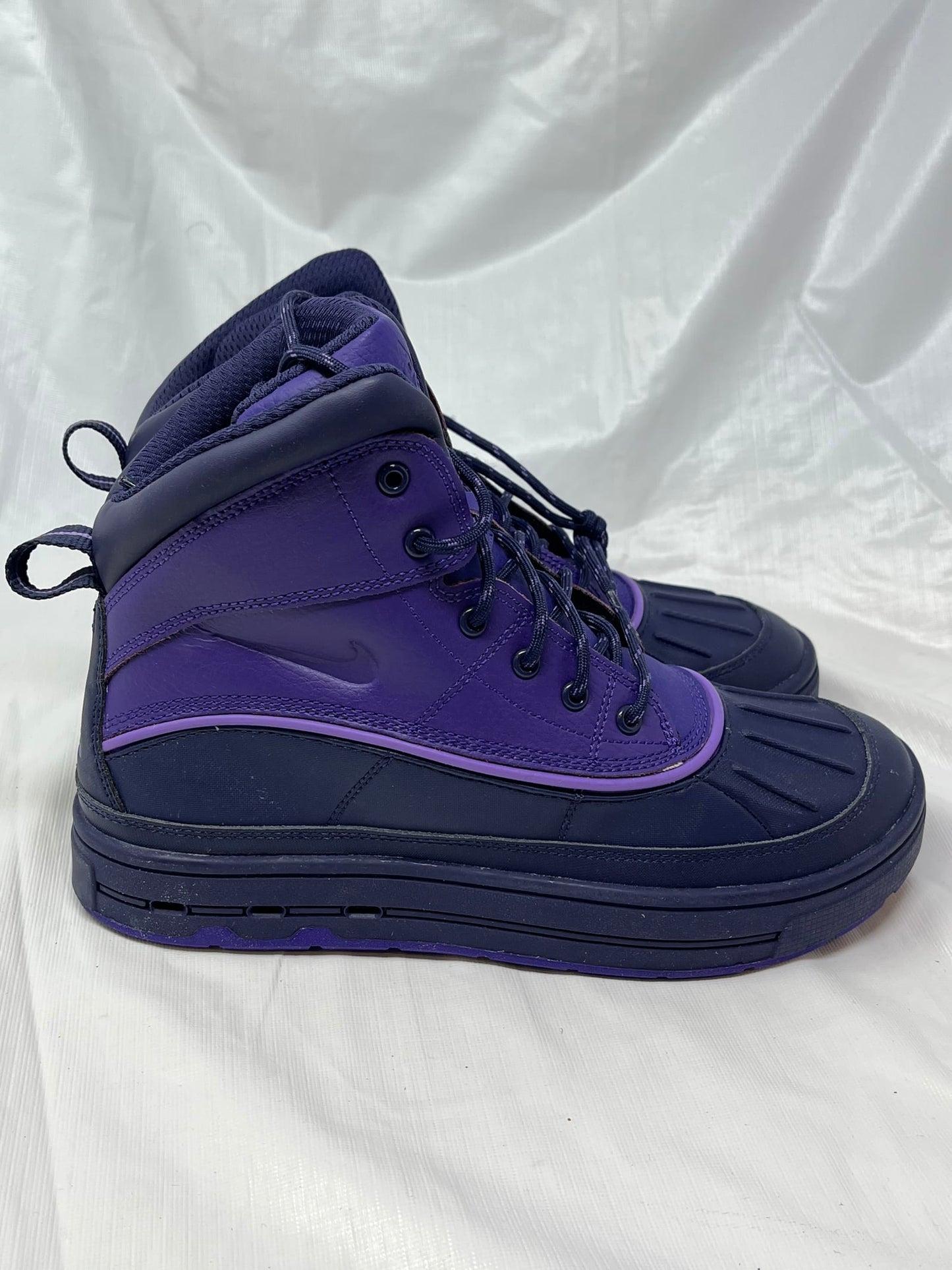 Nike Woodside 2 High GS Sneakers – Size 6.5Y, Imperial Purple