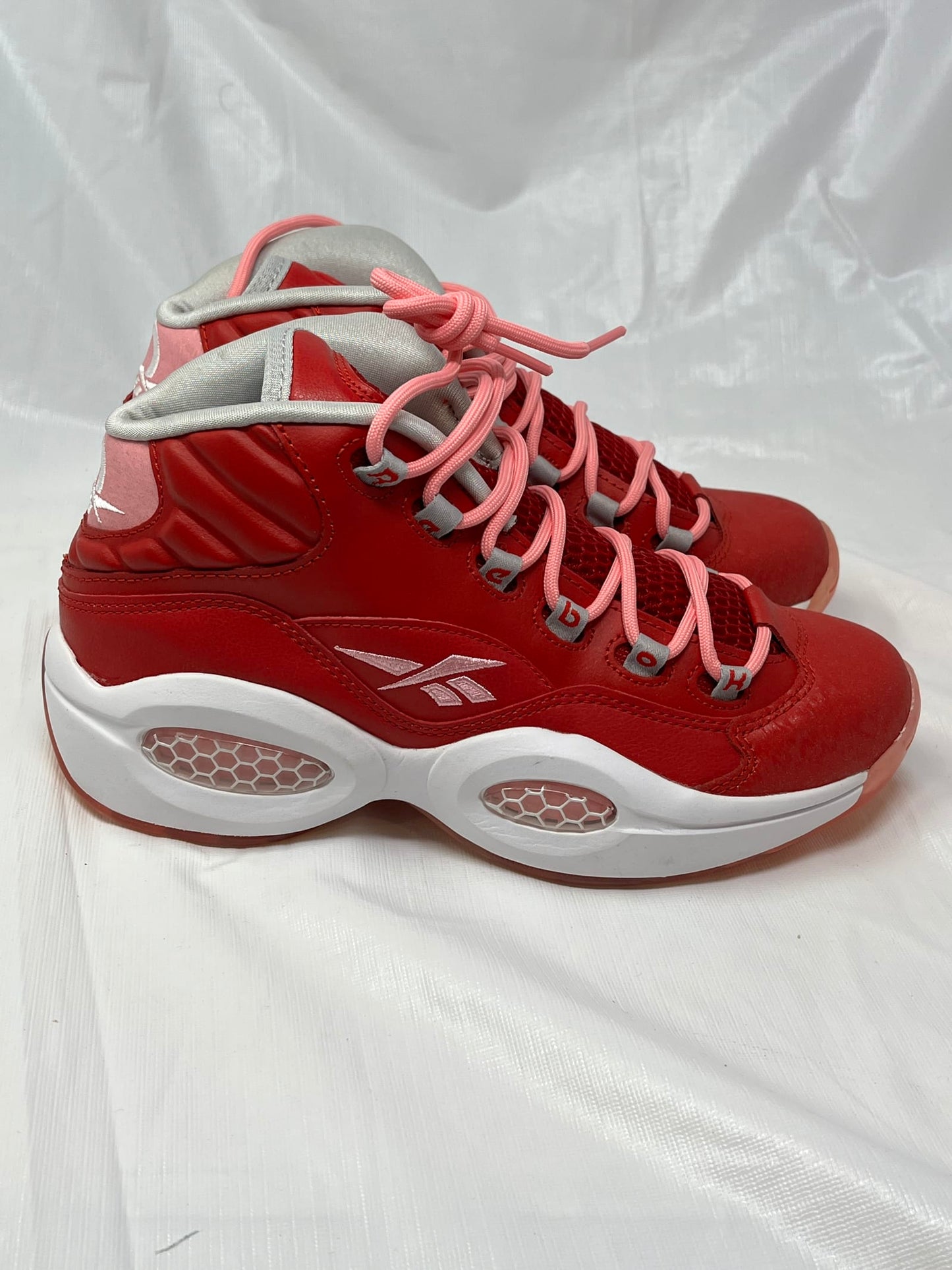Reebok Question Mid Girls Sneakers – Size 6.5, Scarlet/Light Pink/White