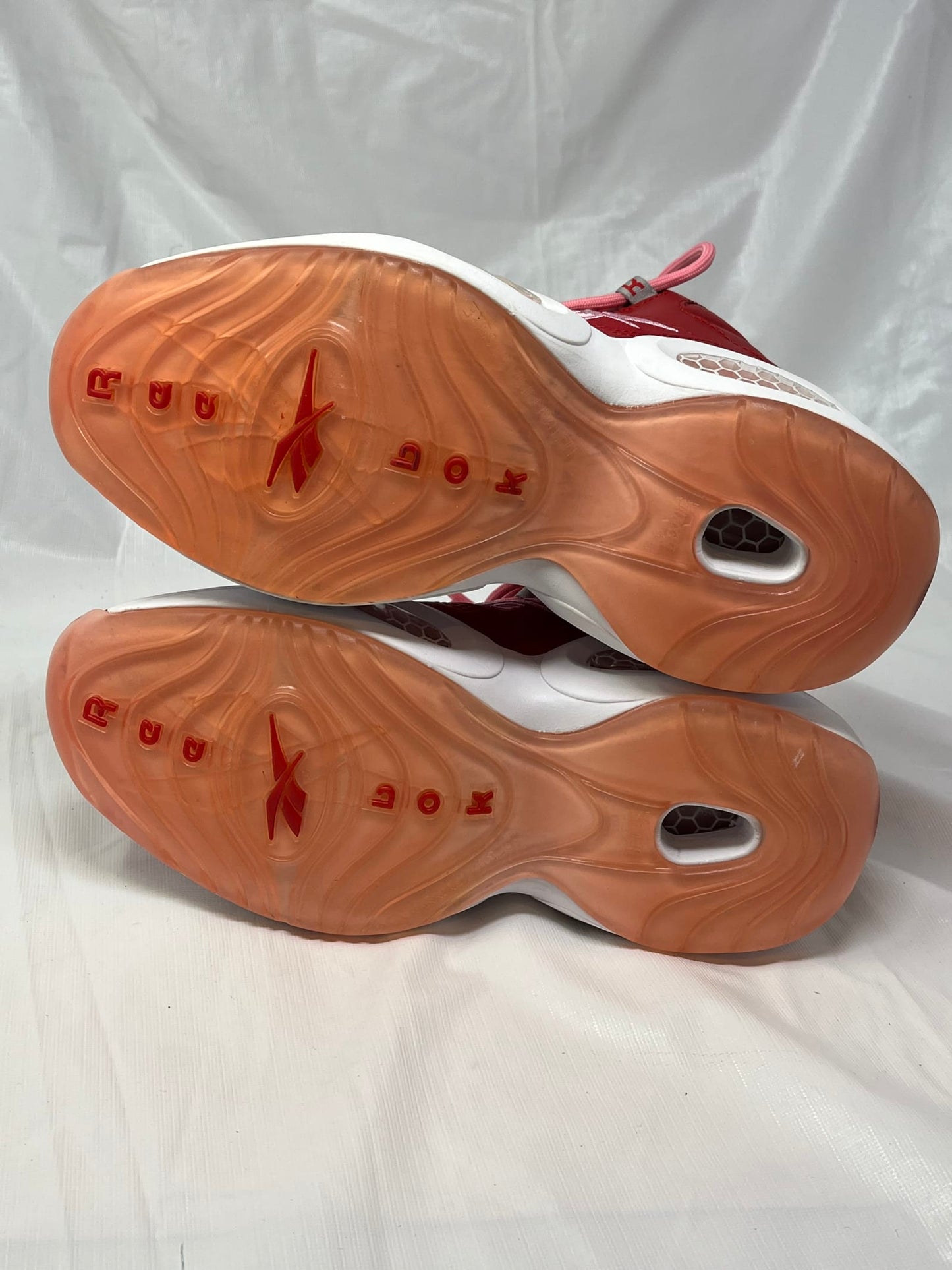 Reebok Question Mid Girls Sneakers – Size 6.5, Scarlet/Light Pink/White