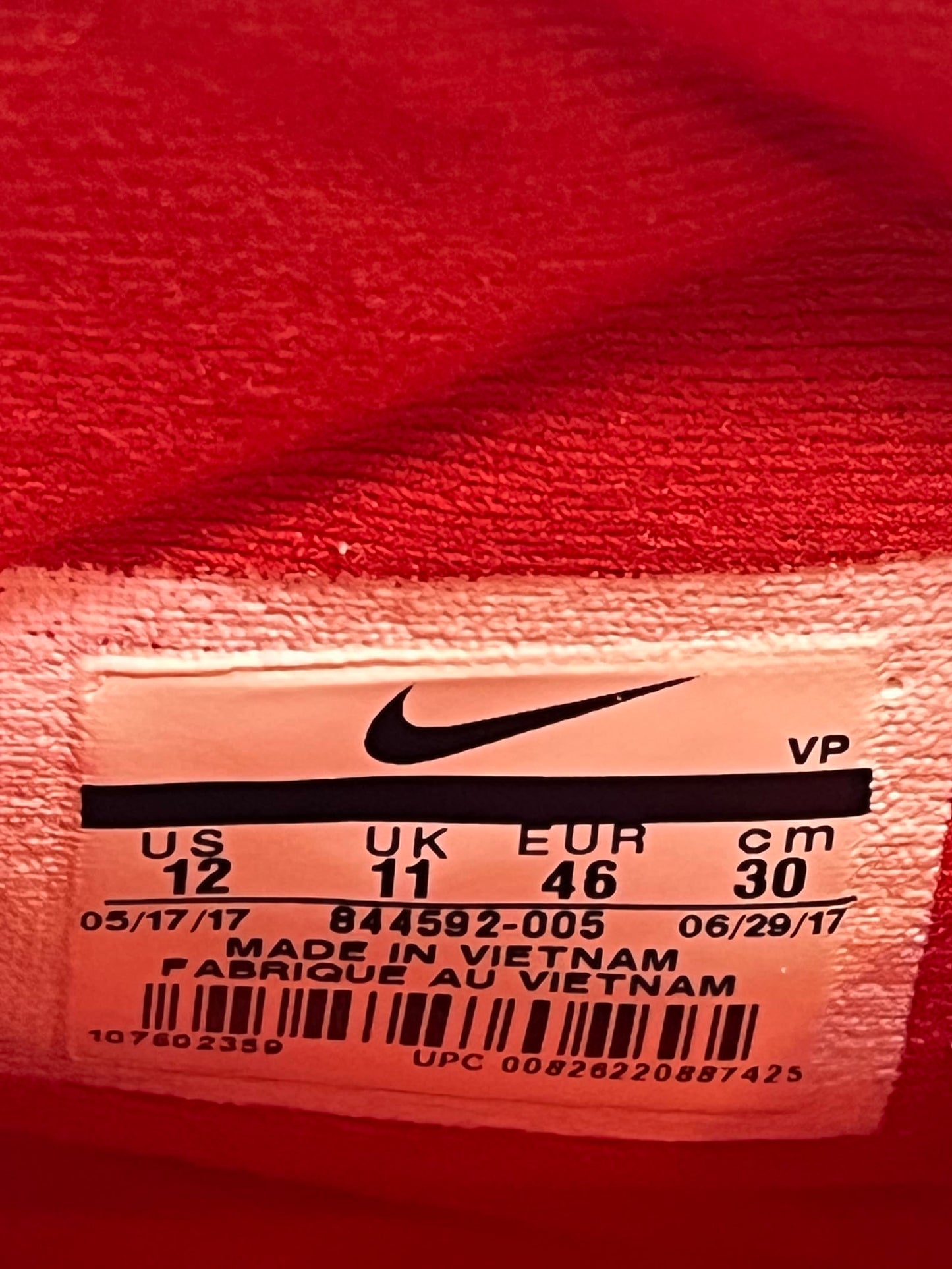 Nike Zoom Devosion Black University Red Size 12