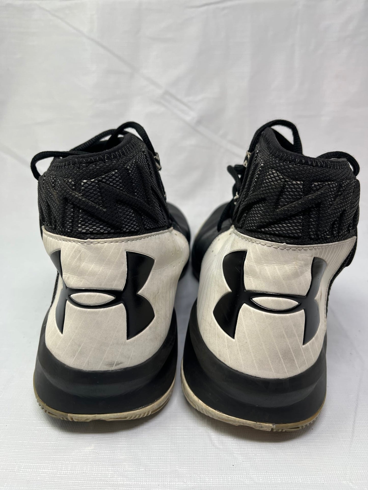Under Armour Rocket Black White Basketball Shoes Mens Size 13