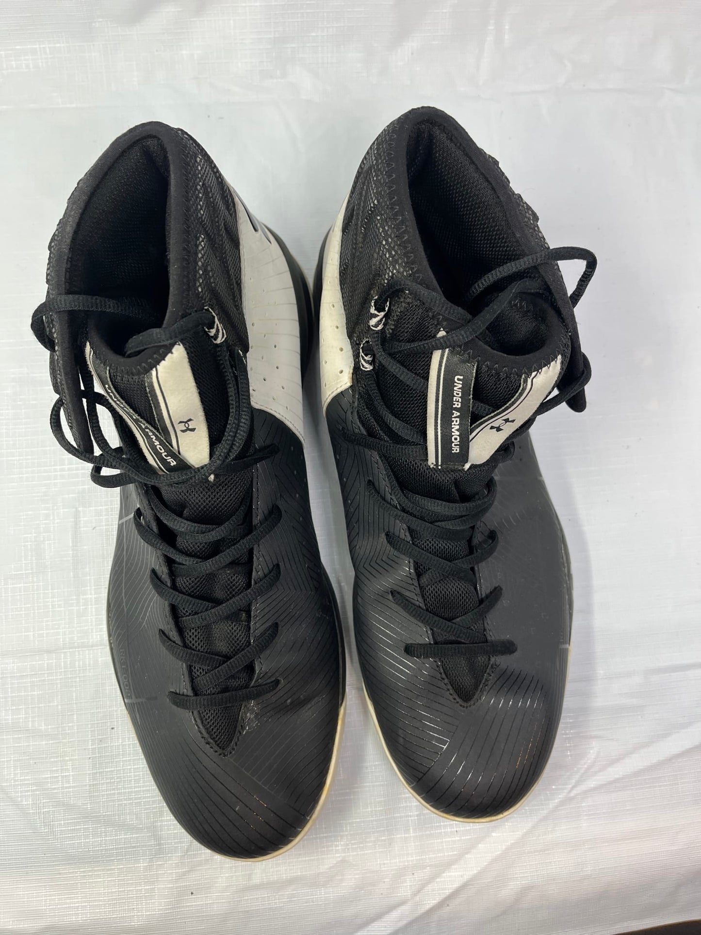 Under Armour Rocket Black White Basketball Shoes Mens Size 13