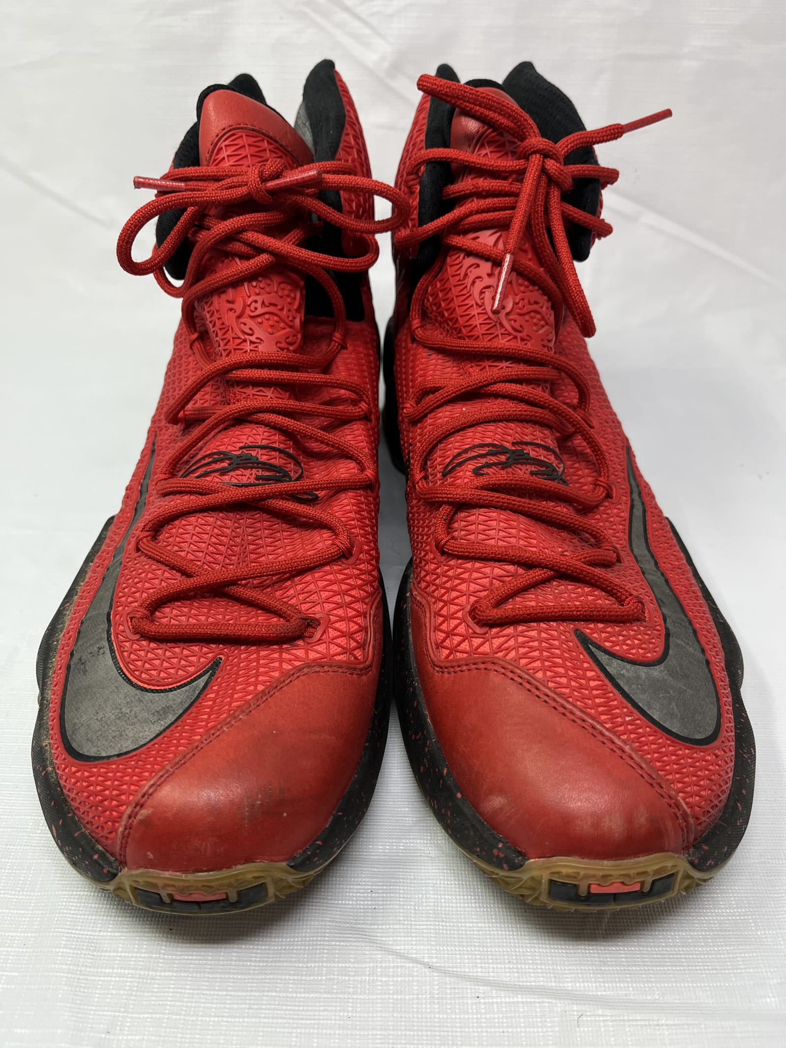 Gently Used Store β Nike Lebron 13 Elite University Red Mens Size 12 β Sneakers β Used β SKU 000000198