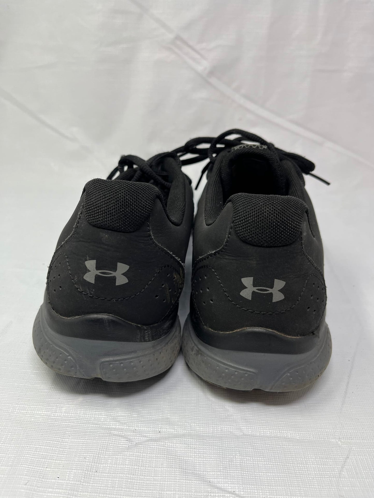 Under Armour Sneakers Mens Size 13 Black Gray