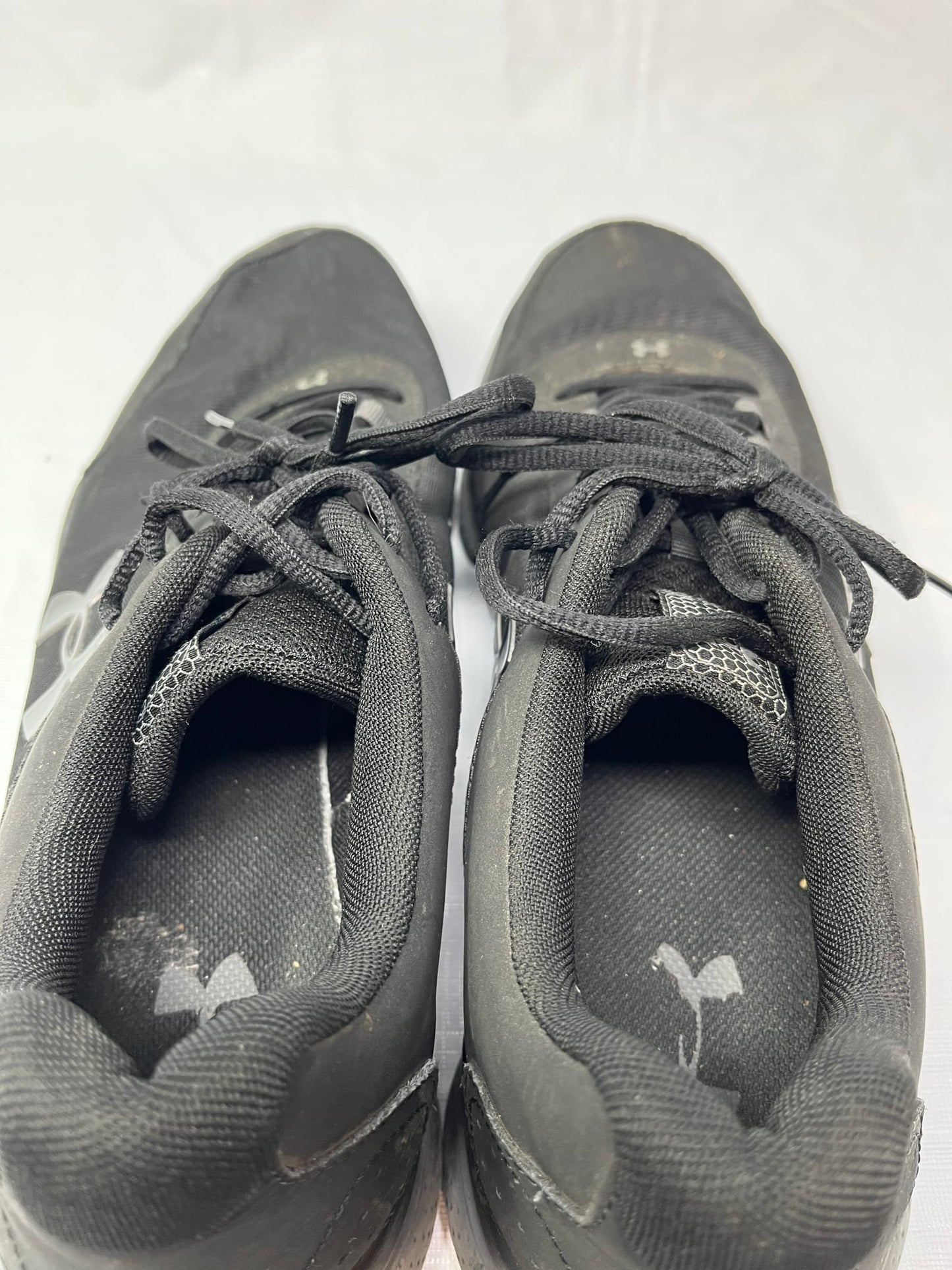 Under Armour Sneakers Mens Size 13 Black Gray