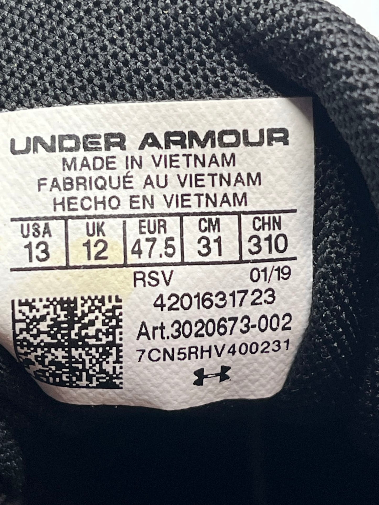 Under Armour Sneakers Mens Size 13 Black Gray