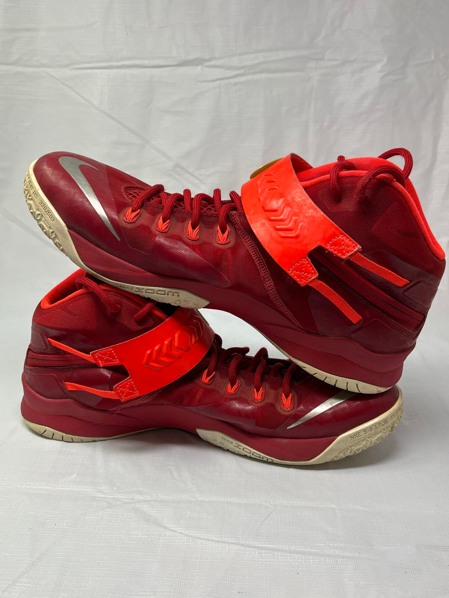 Nike LeBron James Zoom Soldier 8 Red 653648-606 Mens Size 13