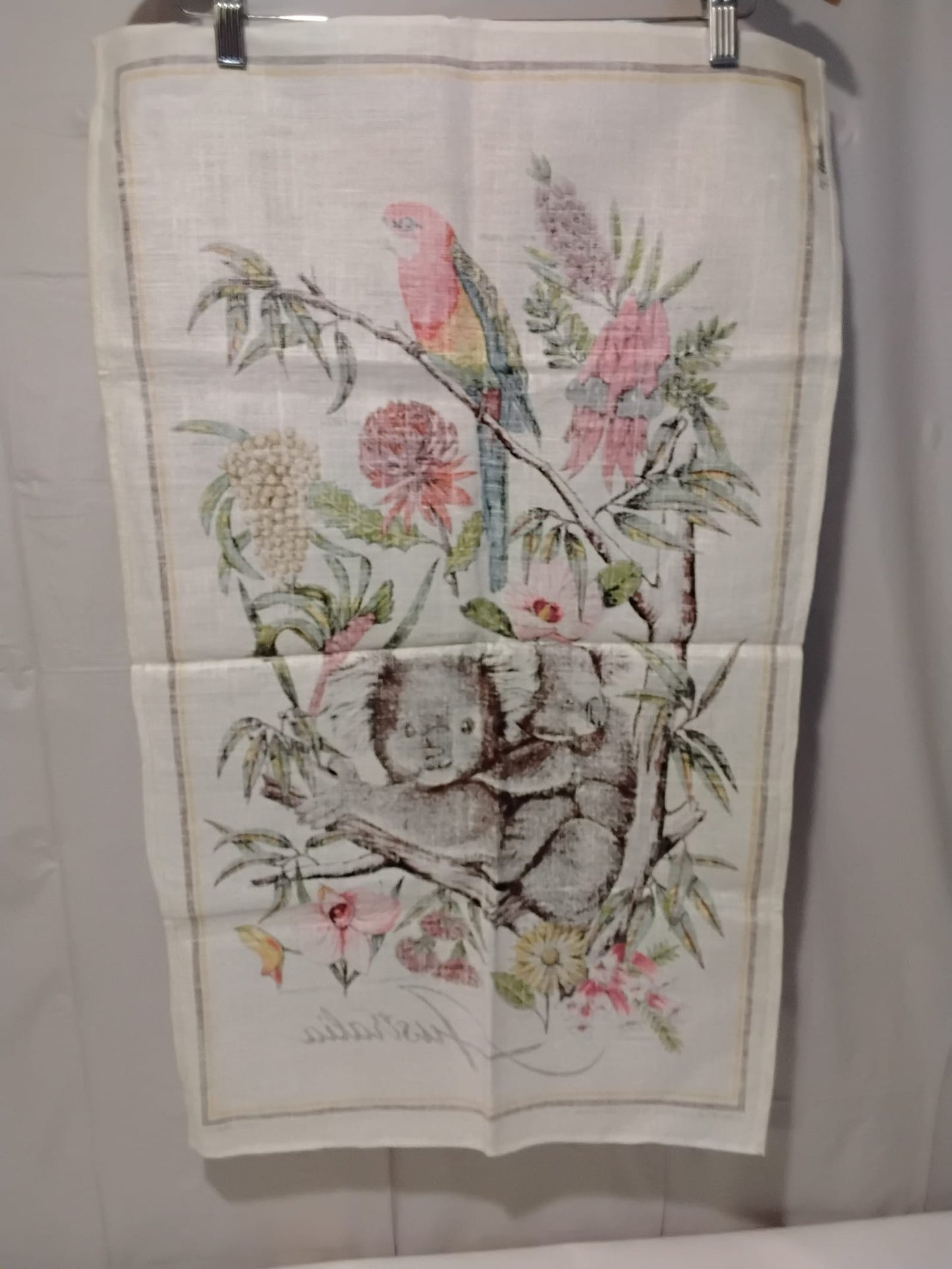 Souvenirs Australia Vintage Linen Tea Towel Koalas Rosella Floral Design 31x18.5