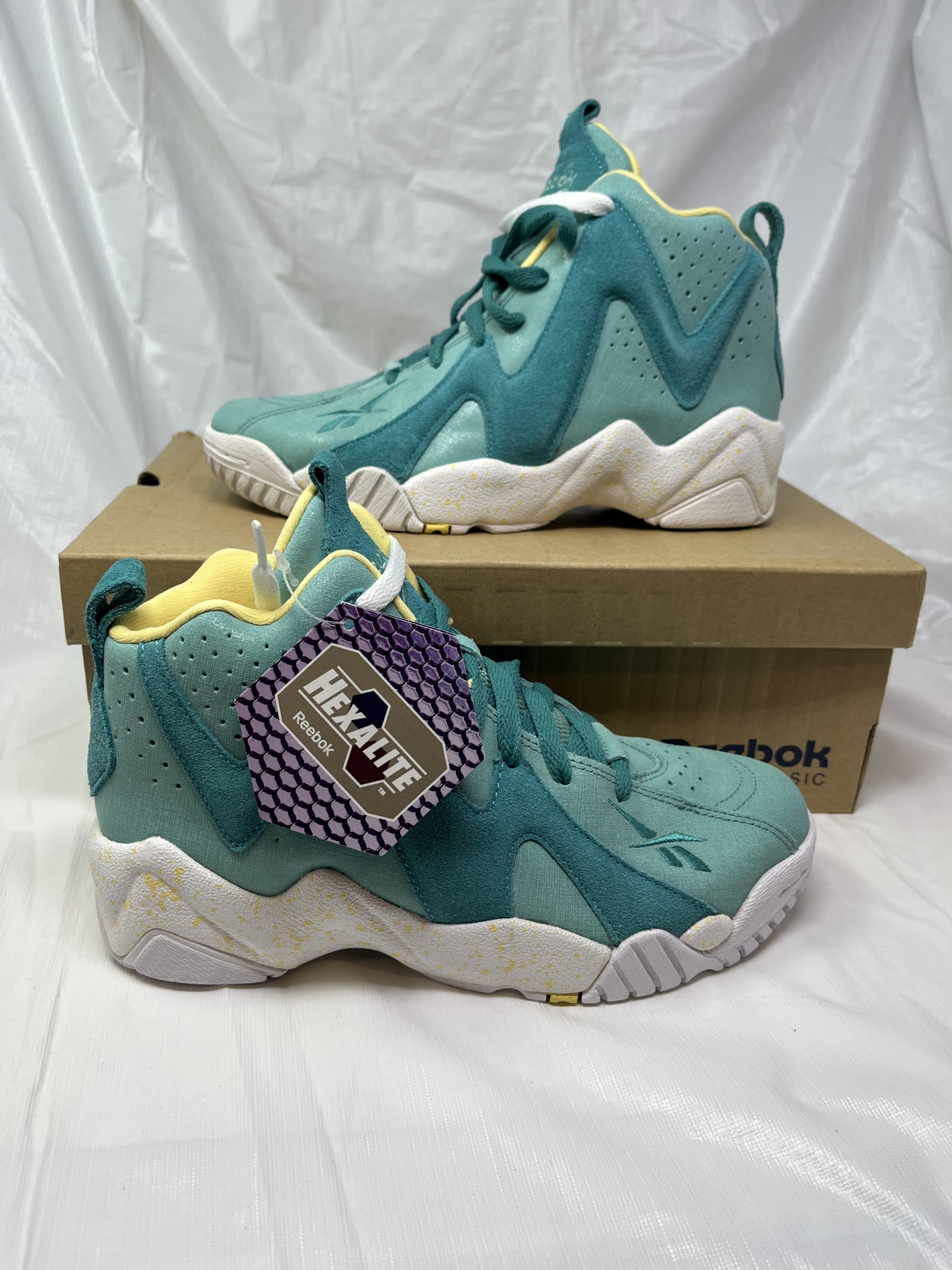Alfredo Perez – Reebok Kamikaze Ii Mid Girls Sneakers – Size 5, Jadite/teal/white/yellow – Sneakers – used