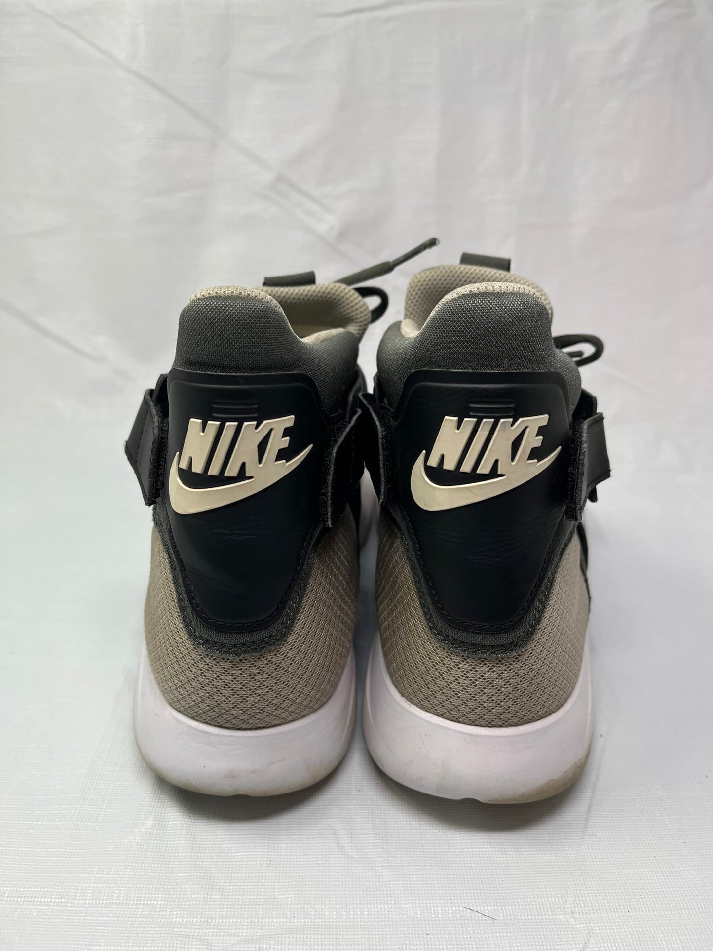 Nike Incursion Mid Men Sneakers 917541-002 Size 12