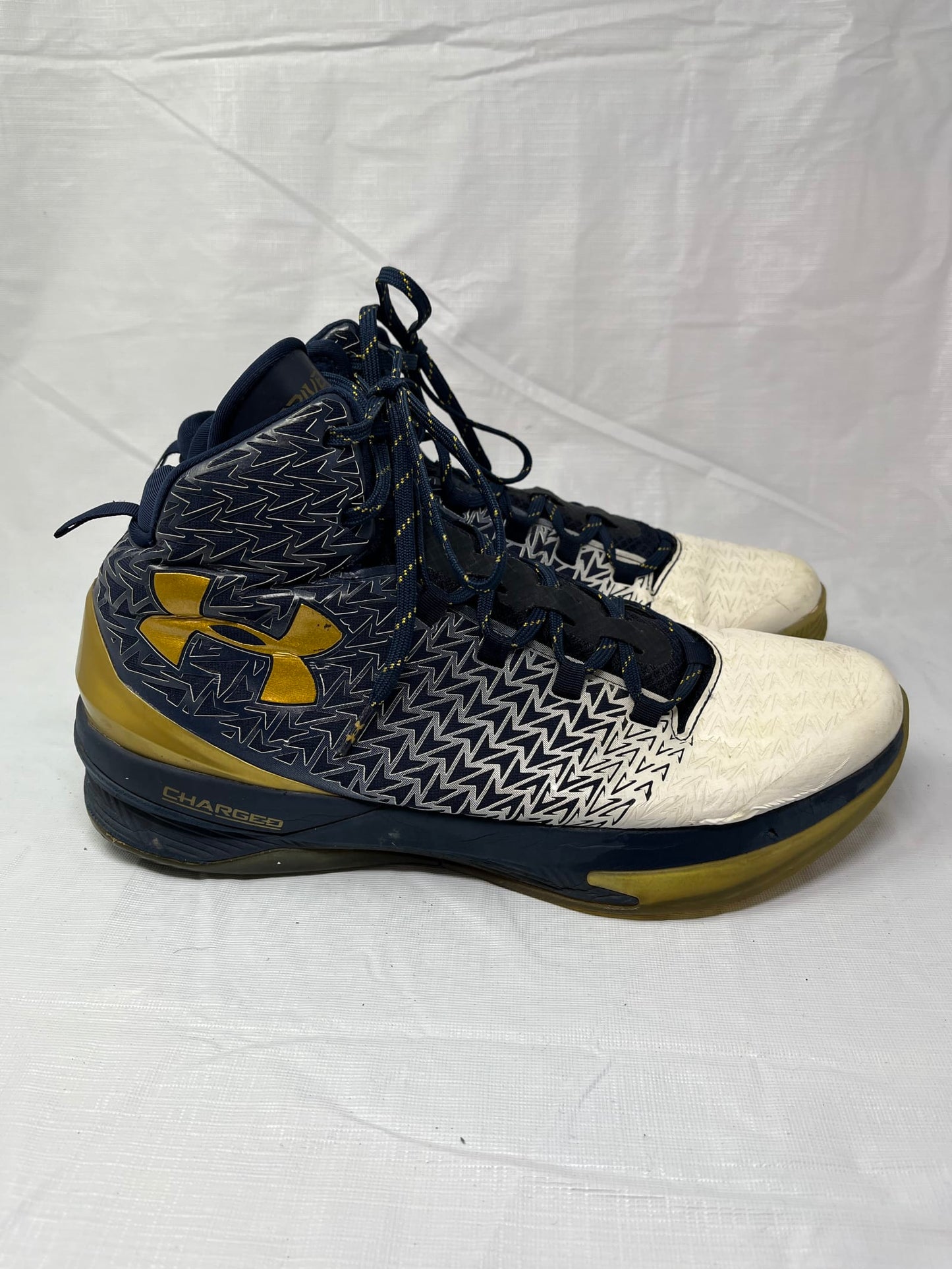 Under Armour Blue White Sports Shoes Sneakers Size 13