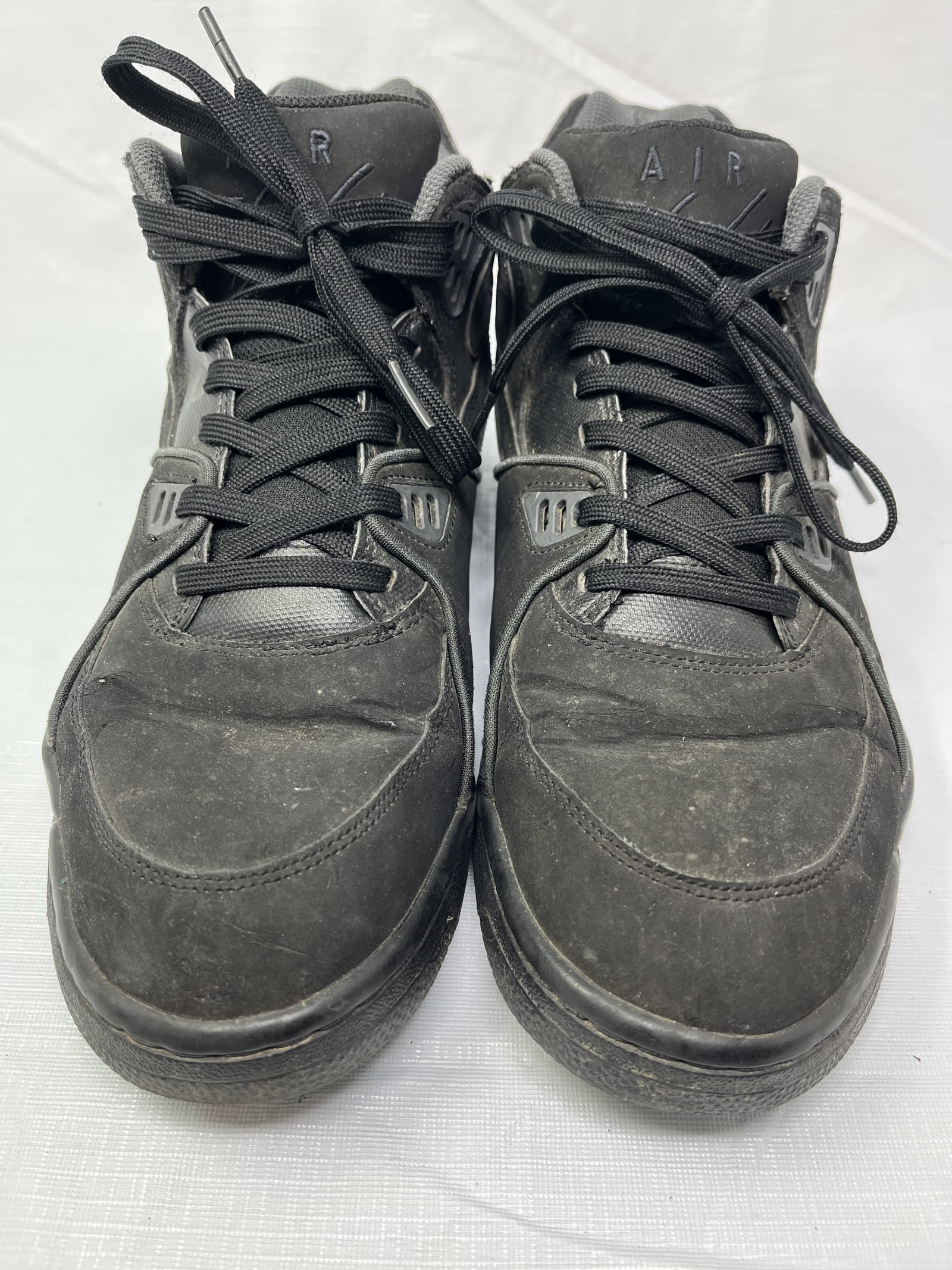 Gently Used Thrift Store – Nike Air Jordan Sneakers Mens Size 12 Black Fair Condition – Sneakers – Used – SKU 000000196