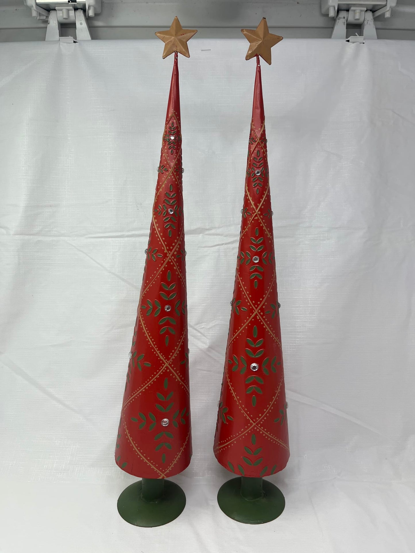 Gently Used Thrift Store – Painted Metal Christmas Tree Rhinestones Gold Star – Holiday / Seasonal – Used