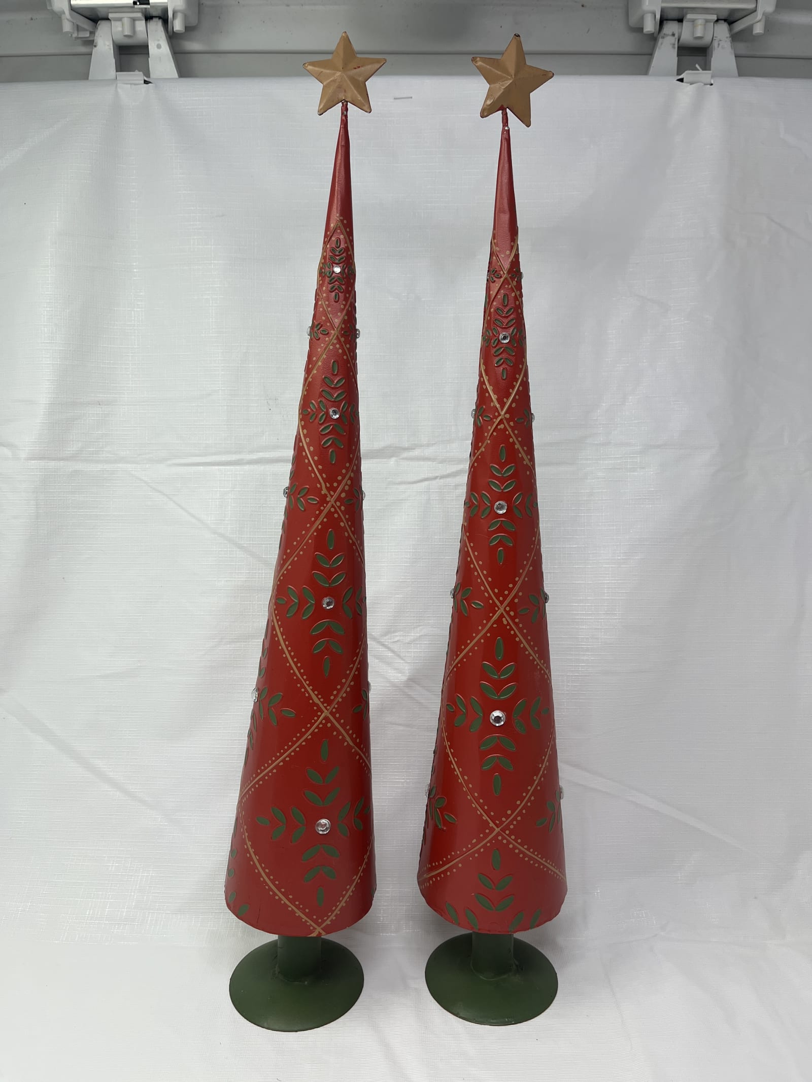 Gently Used Thrift Store – Painted Metal Christmas Tree Rhinestones Gold Star – Holiday / Seasonal – Used