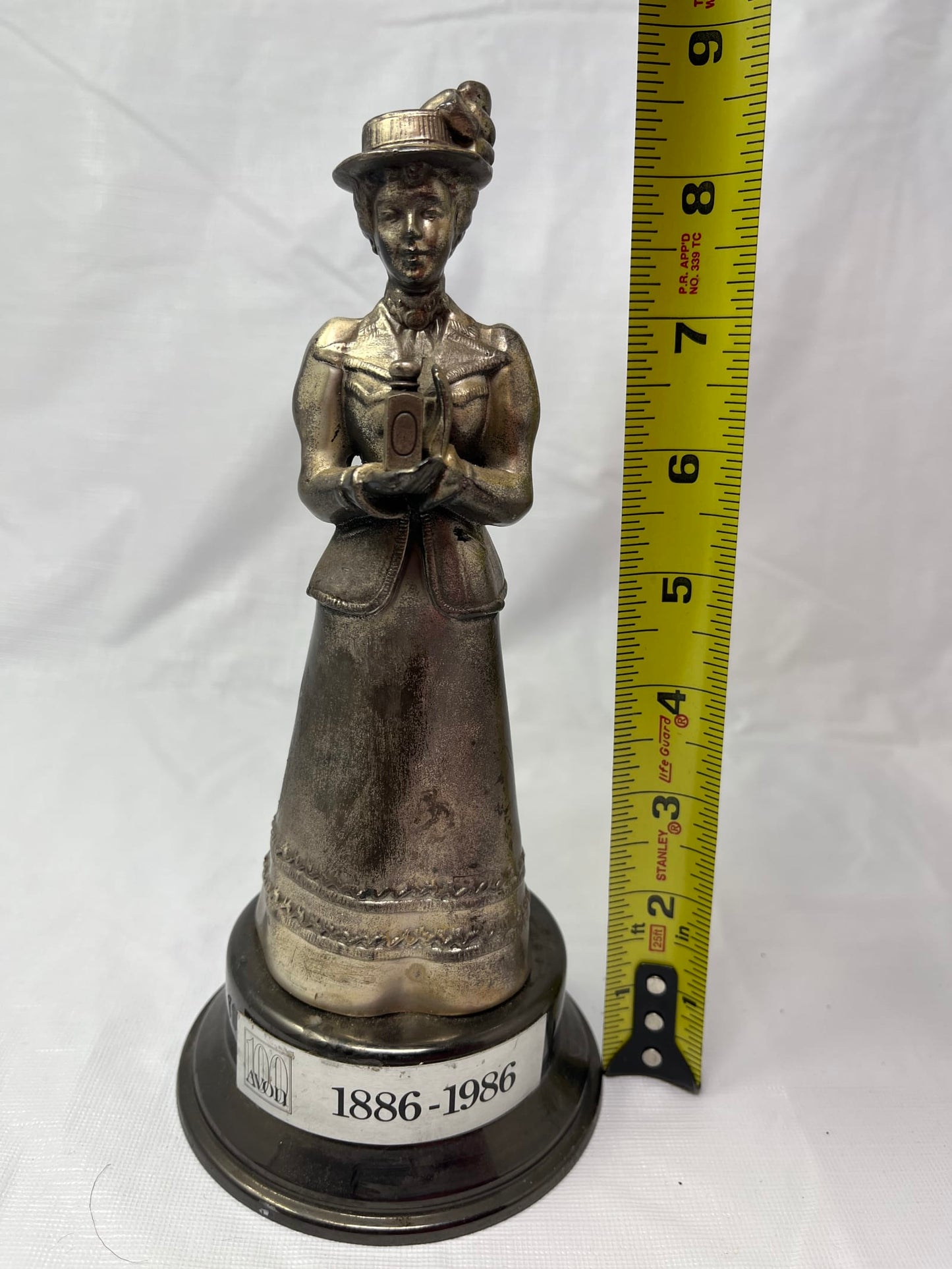 1986 Avon District Award Figurine Silver Tone Metal 8 Inch