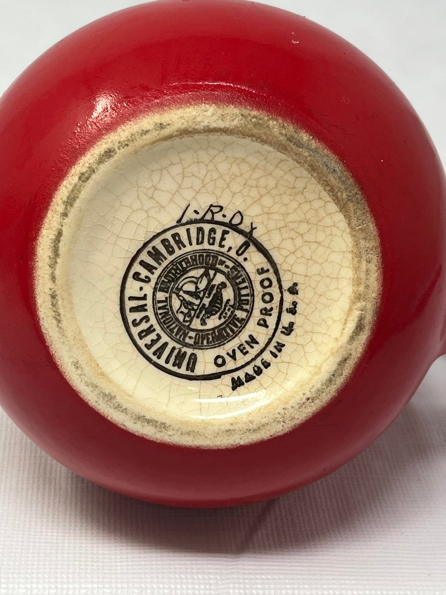 Universal Cambridge Red Mini Teapot w/ Lid – Single-Serve Vintage