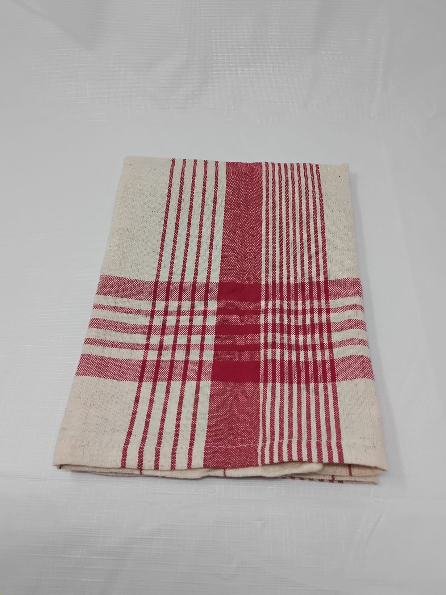 Gently Used Thrift Store – White Pine Holiday Kitchen Towel Red & Cream Plaid 100% Cotton – Kitchen & Dining – Used