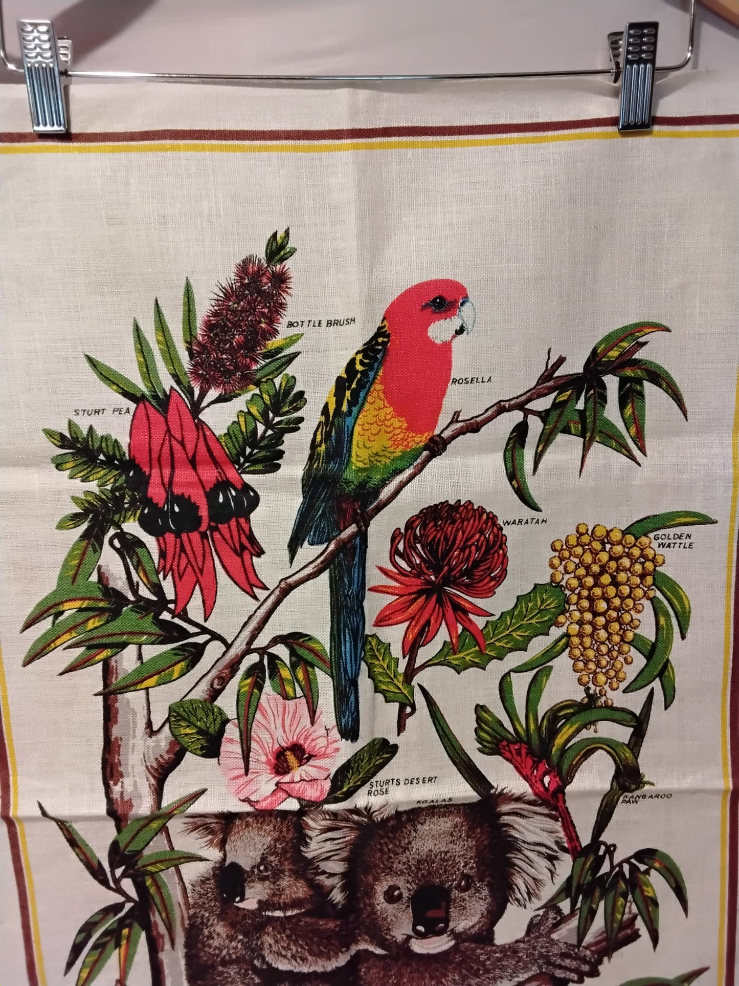 Souvenirs Australia Vintage Linen Tea Towel Koalas Rosella Floral Design 31x18.5
