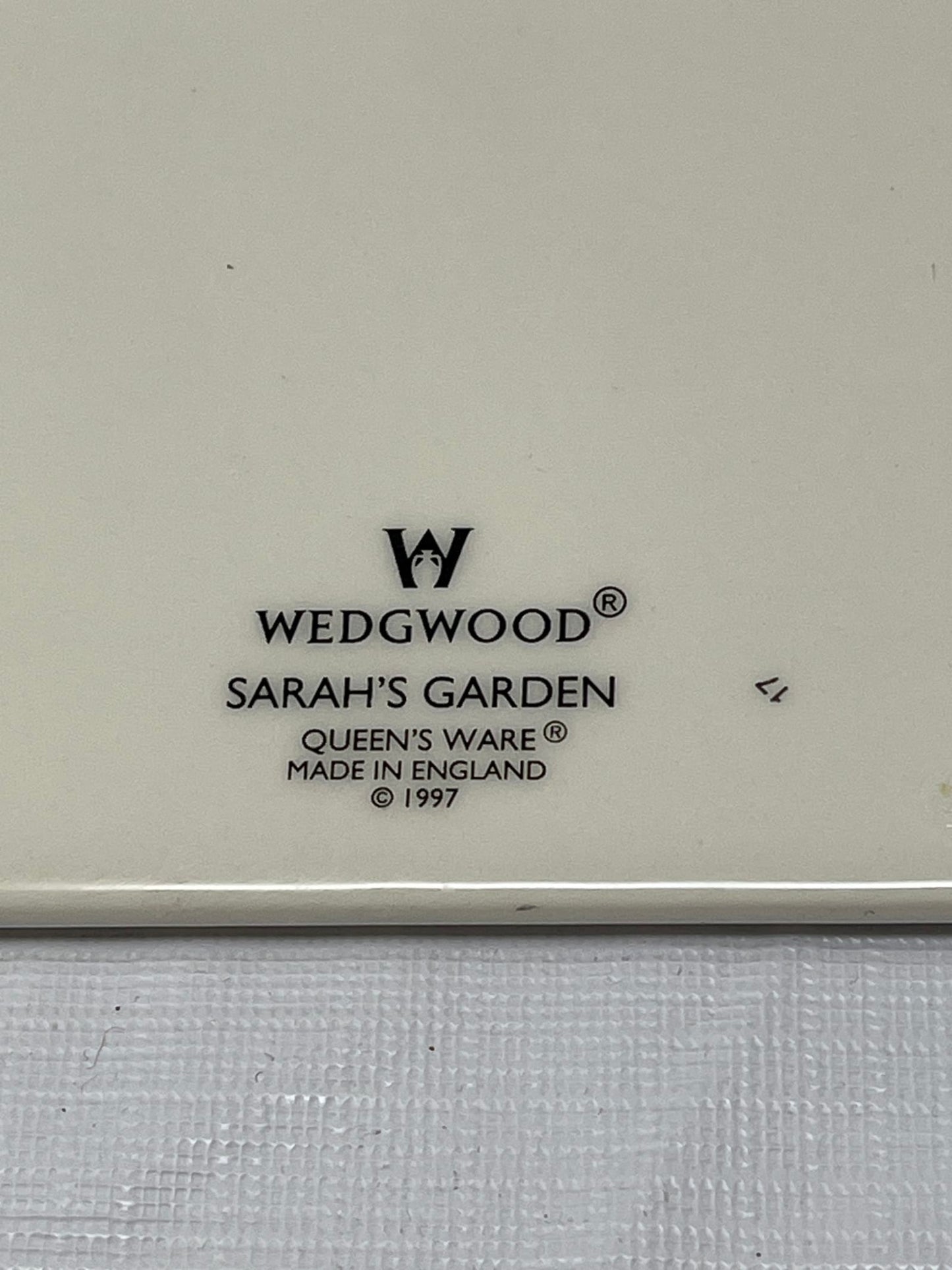 Vintage Wedgwood Sarah’s Garden Wall Clock 1997 Queens Ware Made in England