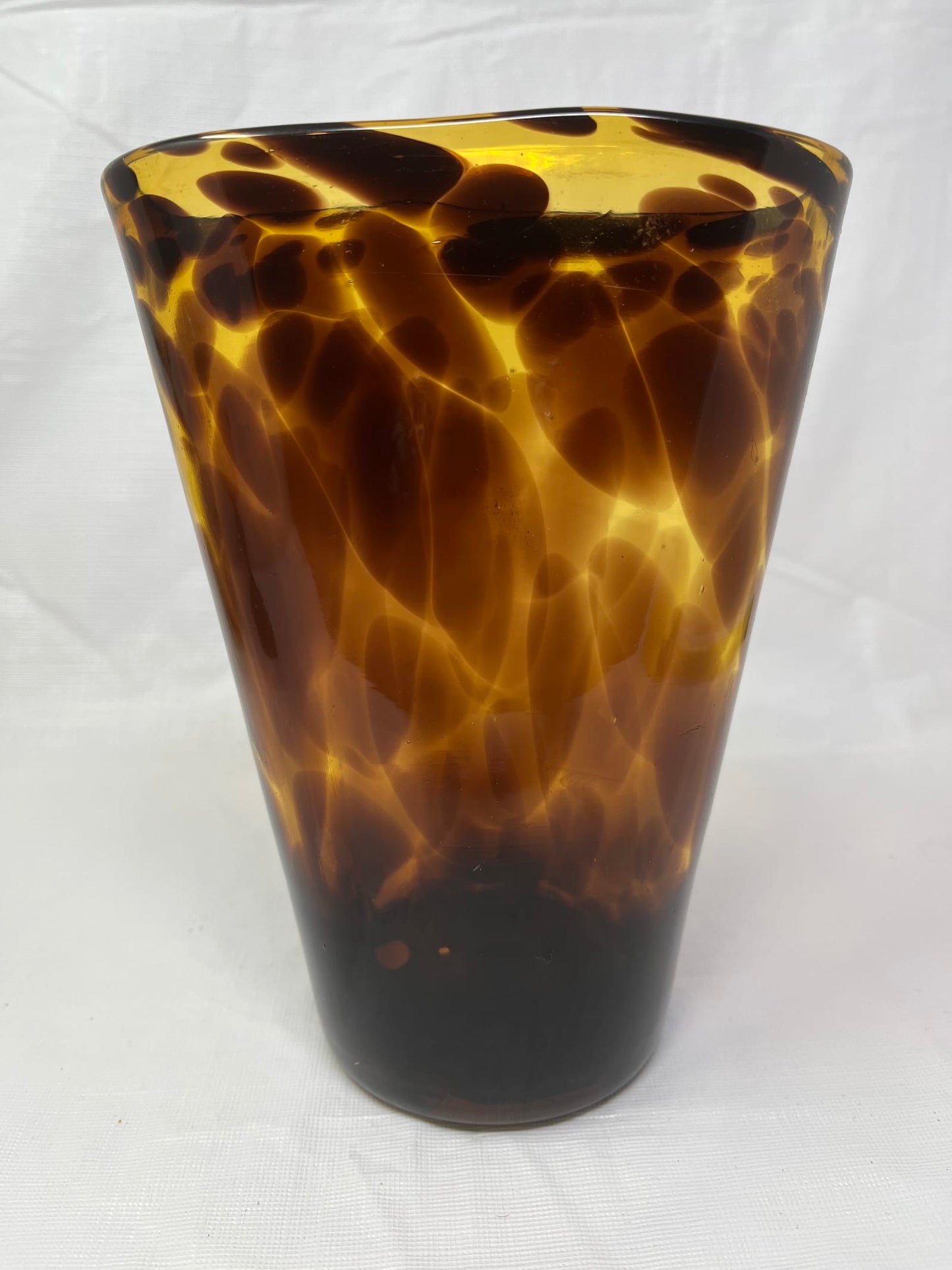 Gently Used Thrift Store – Italian Hand Crafted Tortoiseshell Amber Art Glass Vase 7.5 Inch – Home Décor – Used