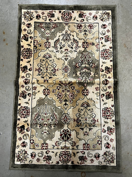 Gently Used Thrift Store – Rug – Consignment – Used – SKU 000000305