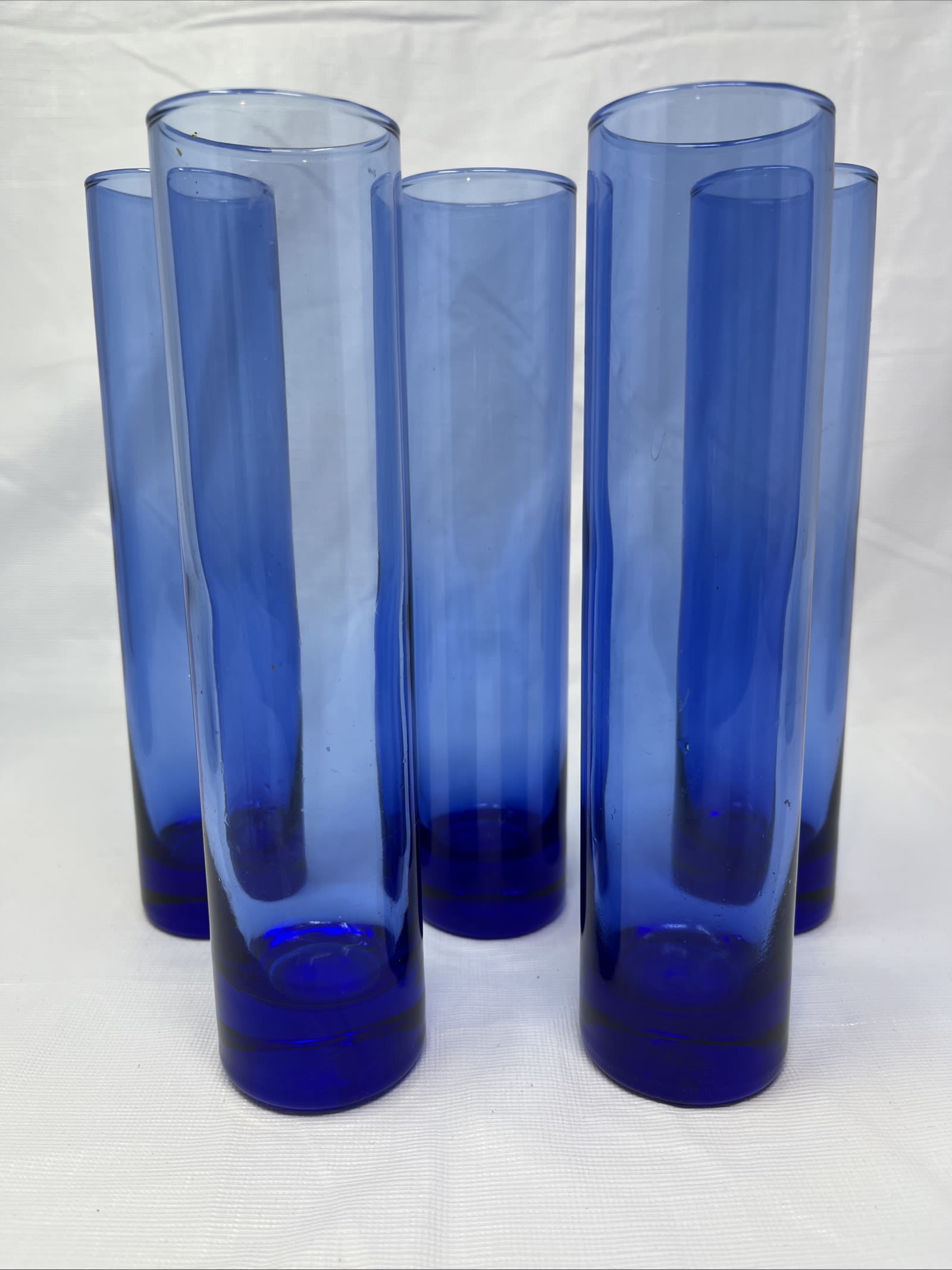 Gently Used Thrift Store – Vintage Libbey Cobalt Blue Bud Vases Set of 5 7.5" Flute – Home Décor – Used – SKU 000000326