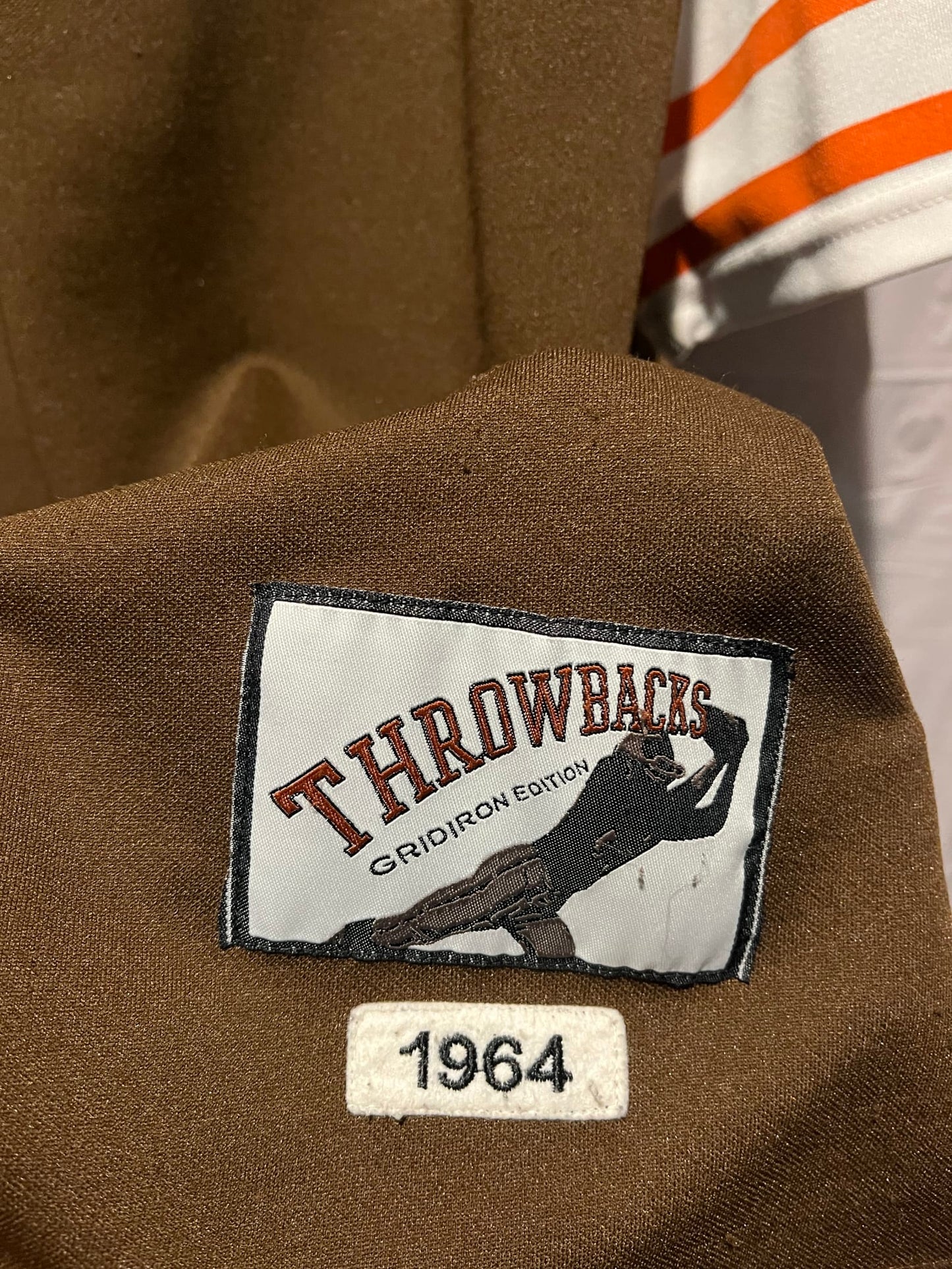 Jim Brown #32 Throwbacks Gridiron Jersey 1964 Brown White Size 54 Vintage