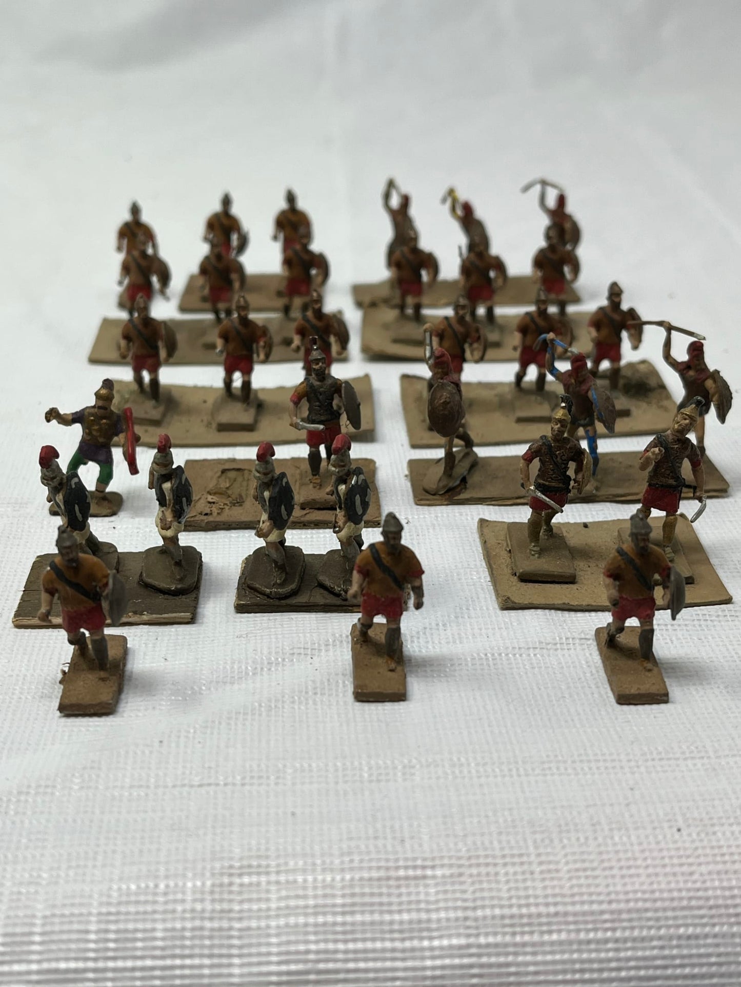 Mixed Lot Vintage Wargame Miniatures 3cm Metal Plastic Weapons Included